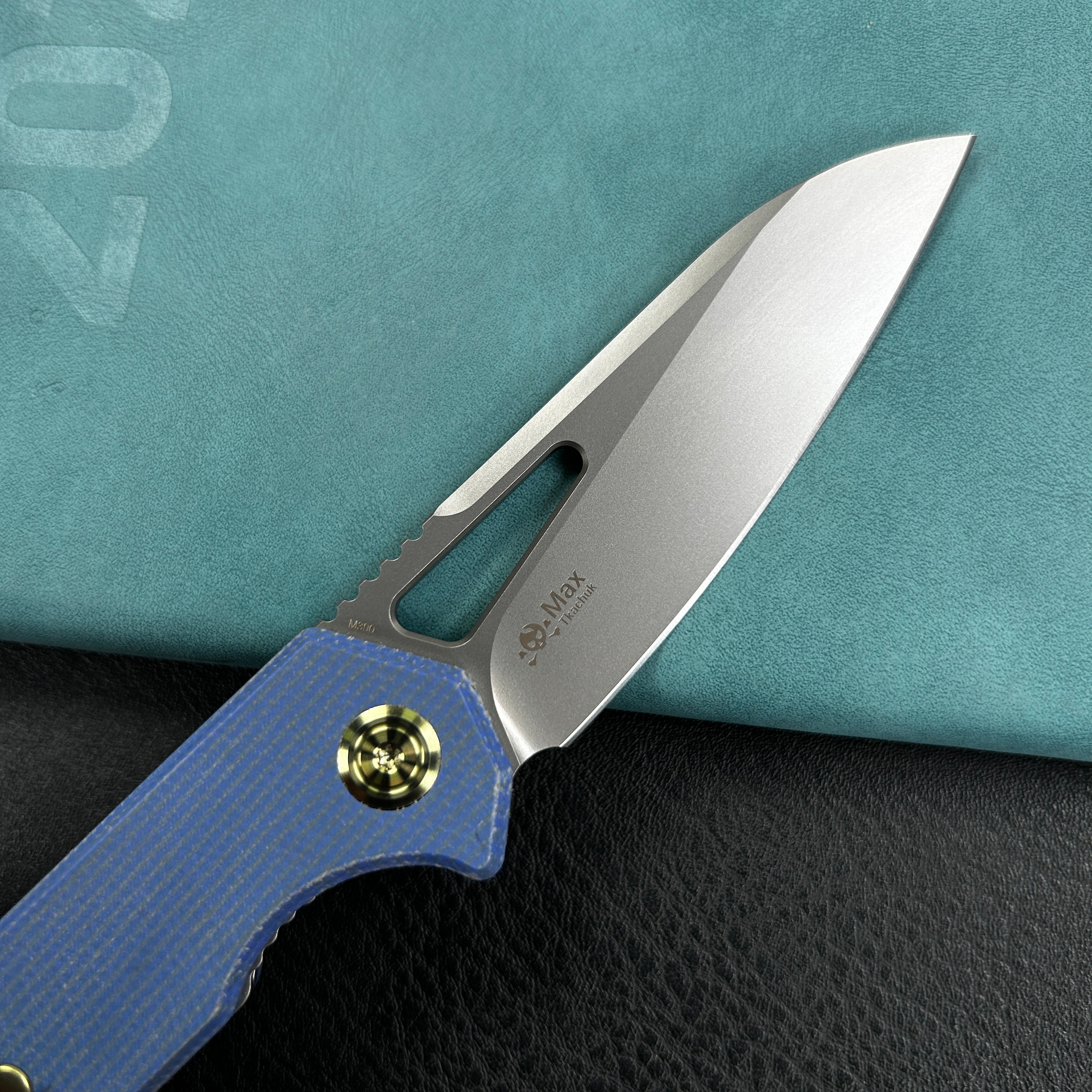 KUBEY KB291U Vagrant Liner Lock Folding Knife Blue Micarta Handle 3.1" Sandblast M390