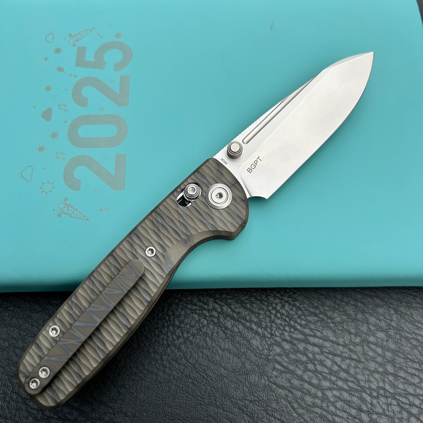 KB KNIVES KB383G Bluff Crossbar Folding Knife Flame  Titanium Handle 3.19" Beadblast blade M390