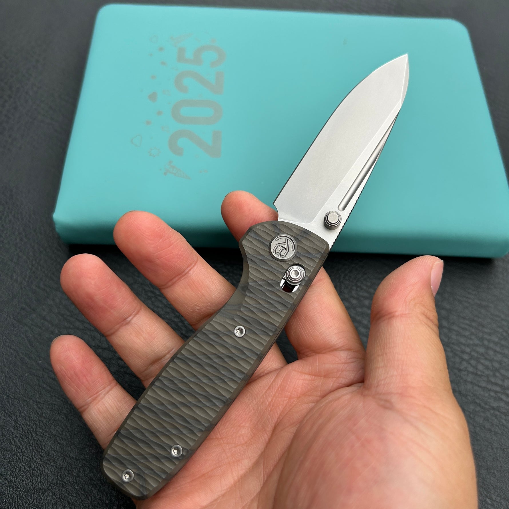 KB KNIVES KB383G Bluff Crossbar Folding Knife Flame  Titanium Handle 3.19" Beadblast blade M390