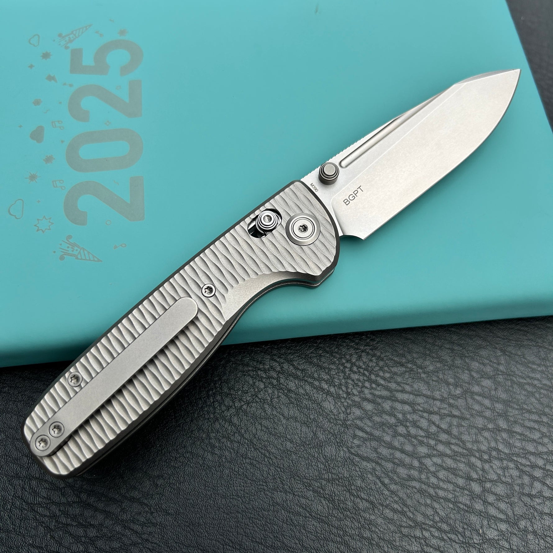 KB KNIVES KB383F Bluff Axis lock Folding Knife Gray Titanium Handle 3.19" Gray M390 Blade