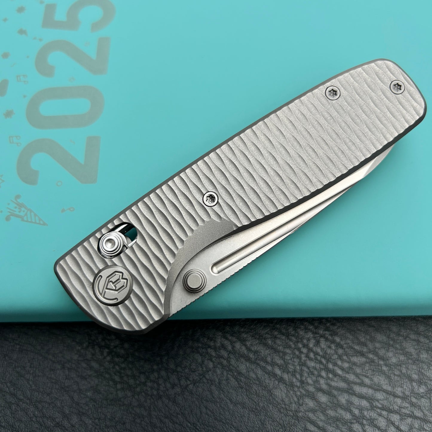 KB KNIVES KB383F Bluff Axis lock Folding Knife Gray Titanium Handle 3.19" Gray M390 Blade