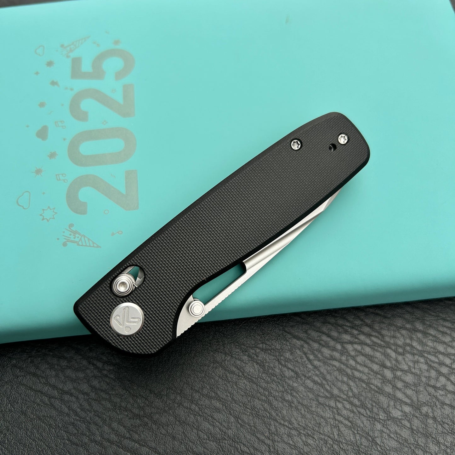 Kubey KU248F Bluff Axis lock Everyday Carry Folding Knife Black G10 Handle 3.19" Sandblast 14C28N