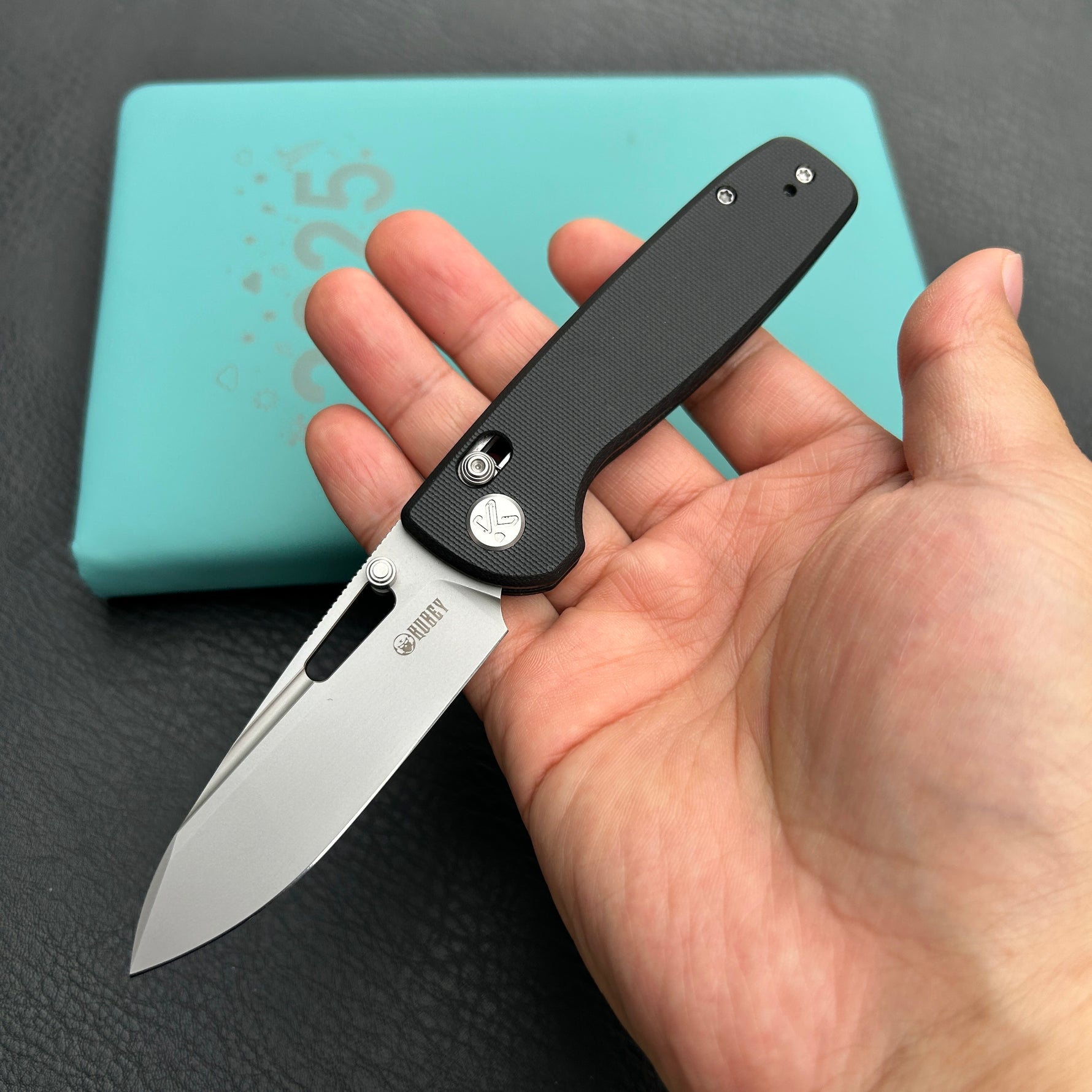 KUBEY knife KU248F Bluff Axis lock Everyday Carry Folding Knife Black G10 Handle 3.19" Sandblast 14C28N