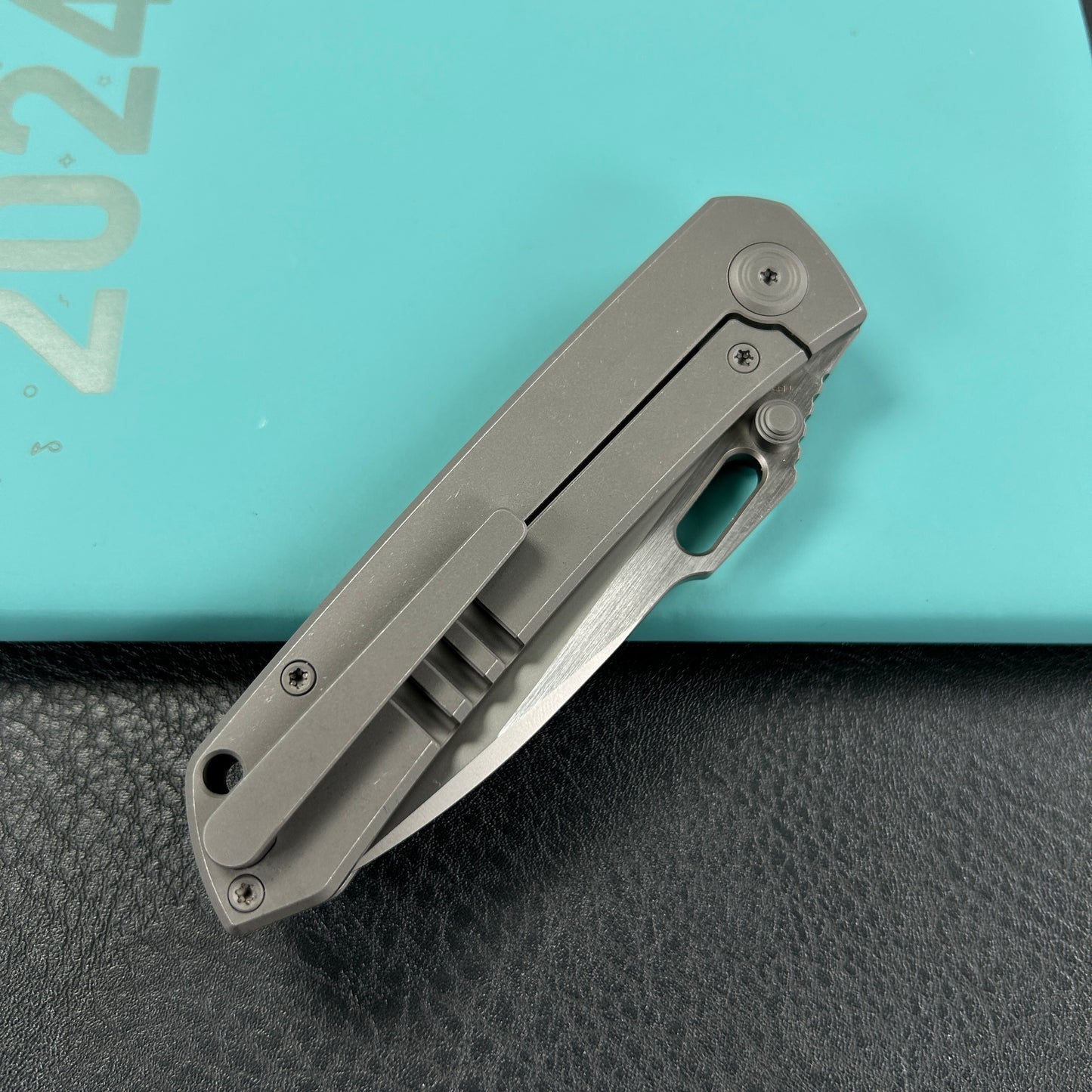 KUBEY  KB259B Blackout Frame Lock Folding Knife Gray Titanium Handle 3.15" Brush & Sandblast M390