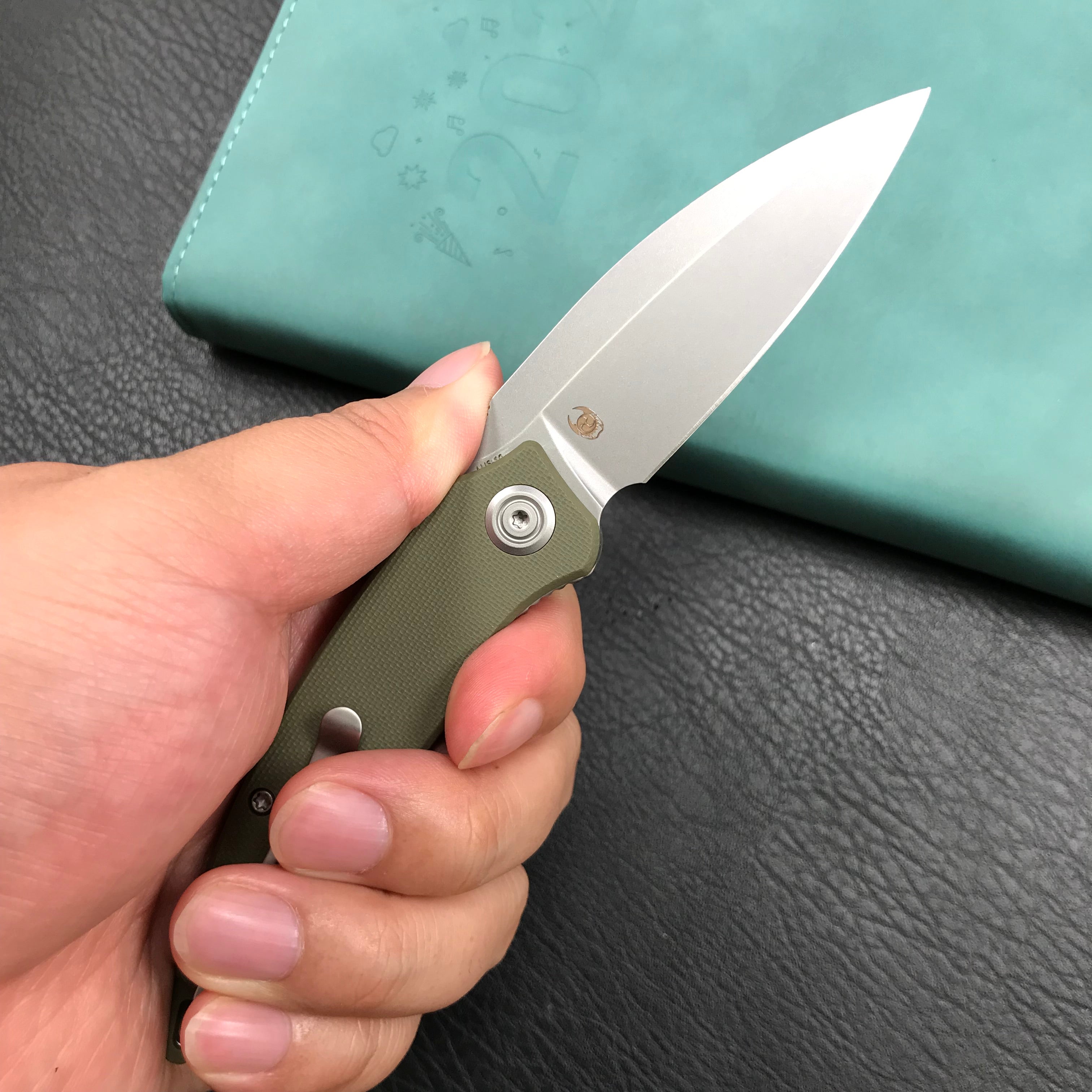 KUBEY KU333E Leaf Liner Lock Front Flipper Folding Knife Green G10 Handle 2.99" Bead Blasted AUS-10