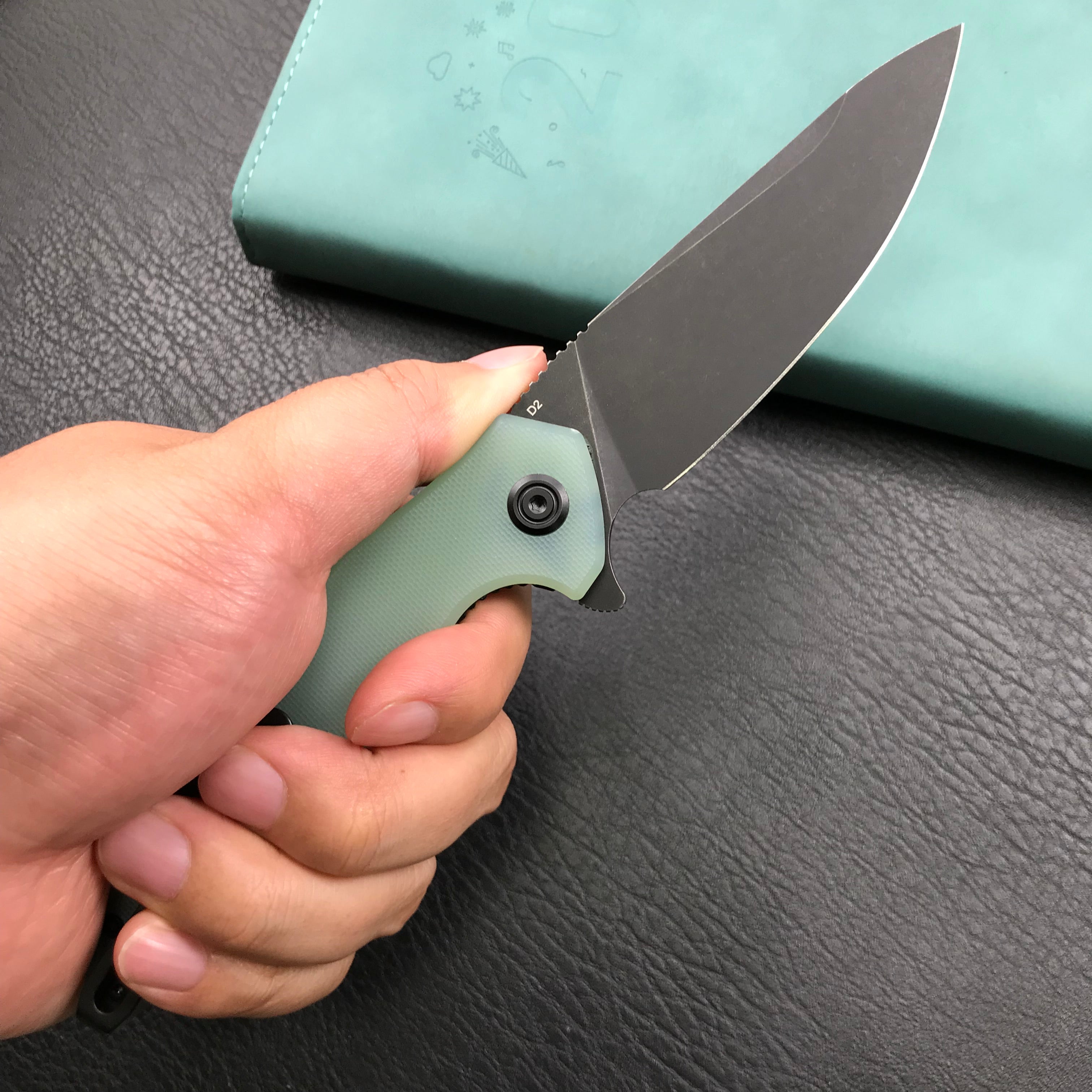 KUBEY KU117G Nova Liner Lock Flipper Folding Pocket Knife Jade  G10 Handle Black Stonewashed D2