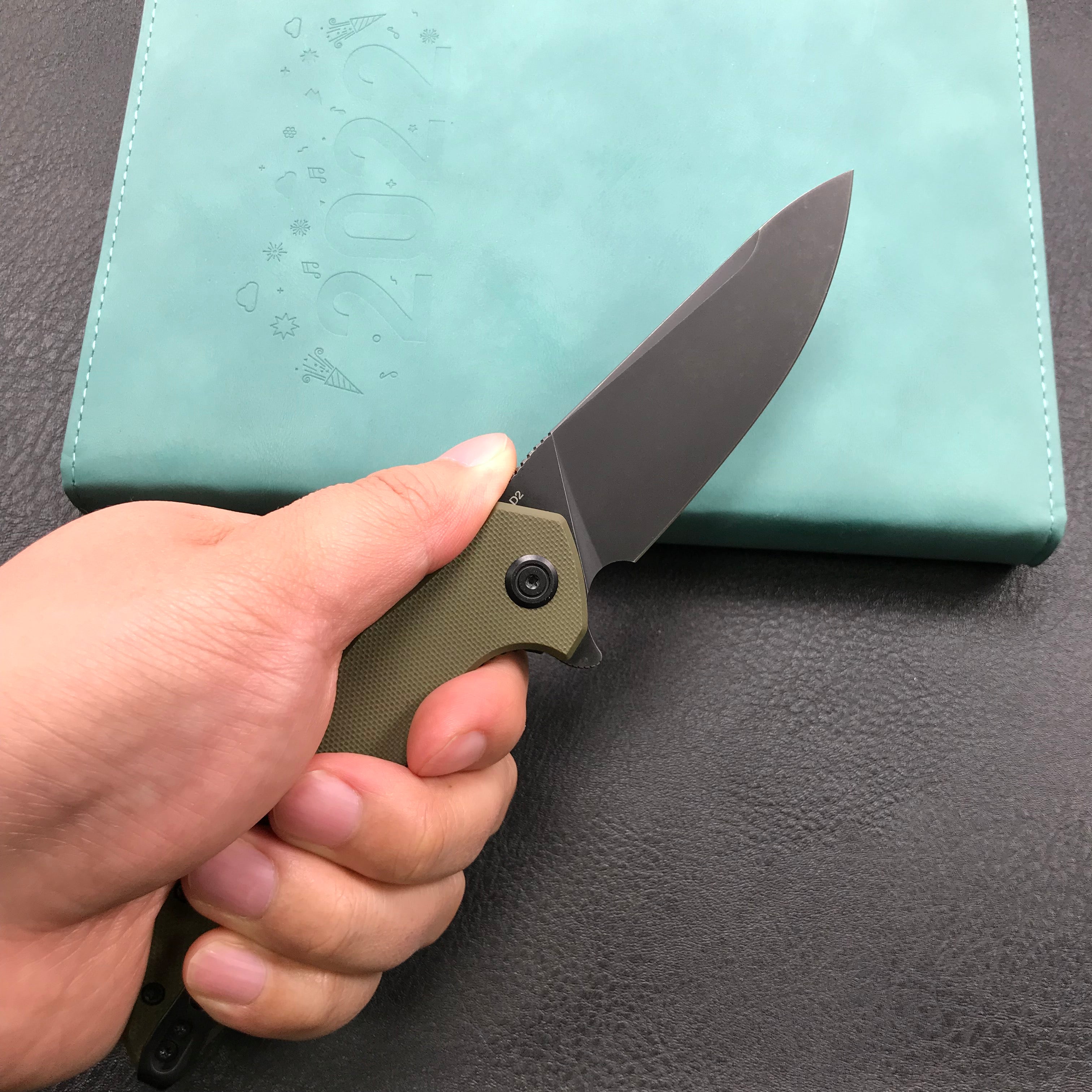 KUBEY KU117E Nova Liner Lock Flipper Folding Pocket Knife Green G10 Handle 3.62" Dark Stonewahsed D2