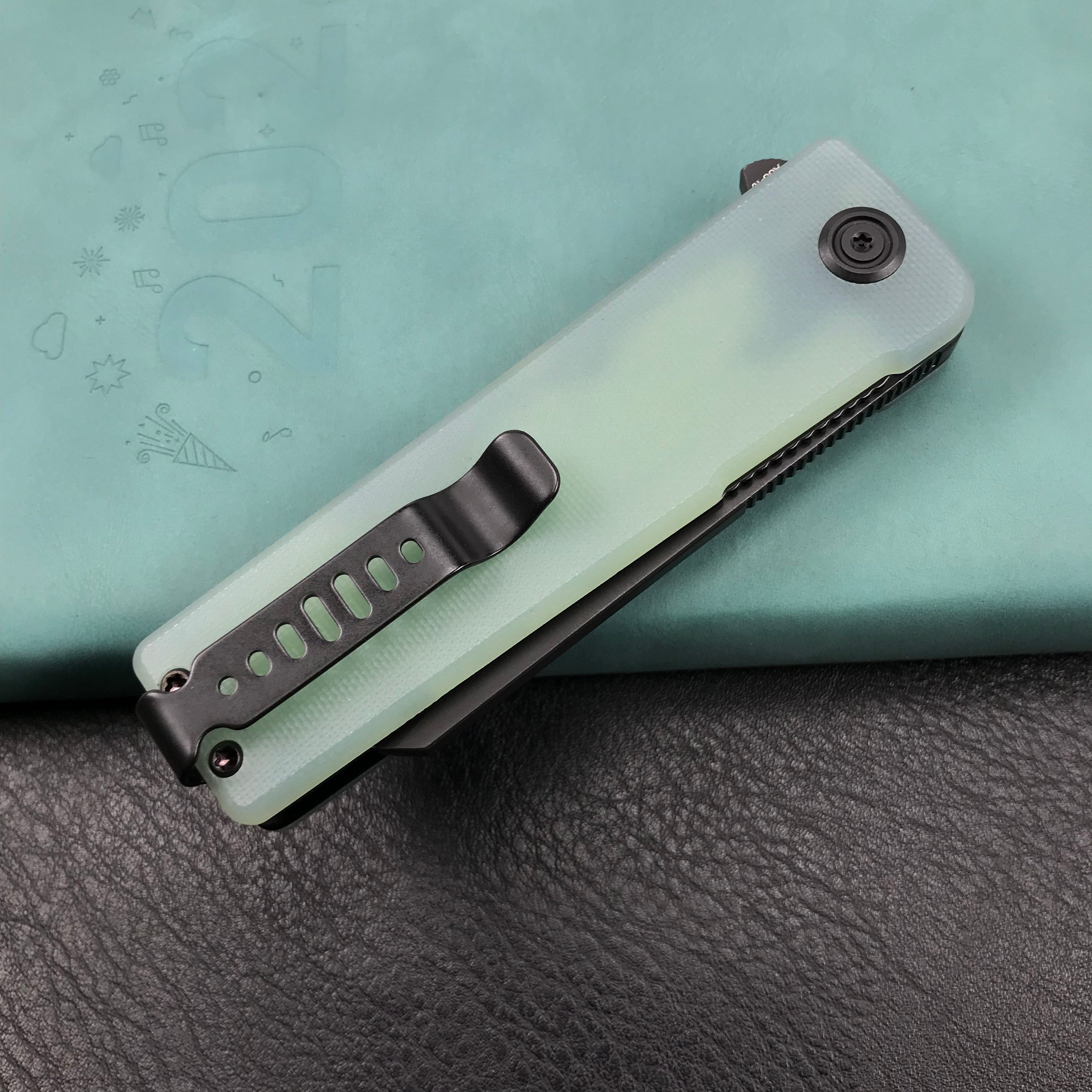 KUBEY KU317D Sailor Liner Lock Flipper Outdoor Pocket Knife Translucent Jade G10 Handle 3.11" Black Stonewashe AUS-10