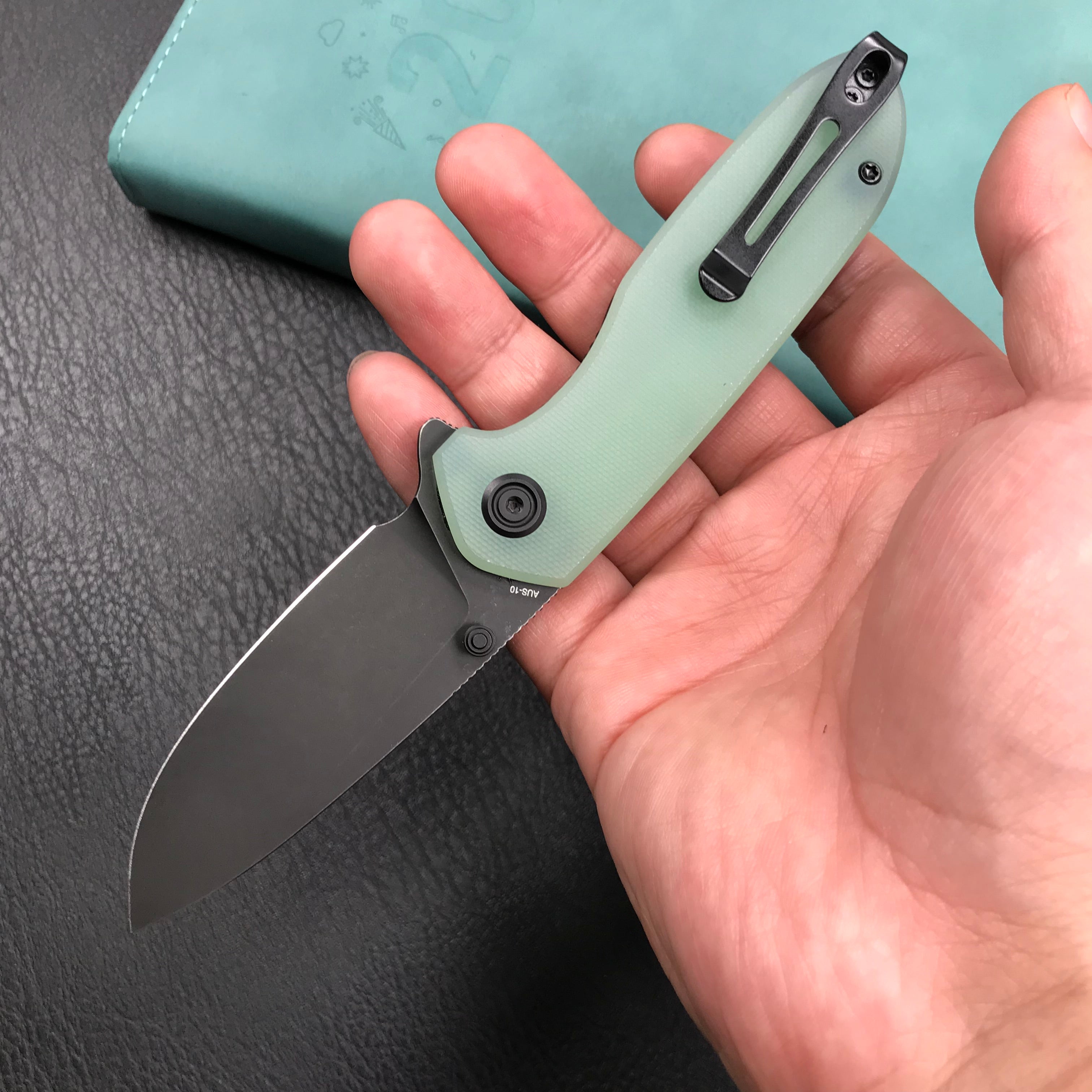 KUBEY KU342B Liner Lock Flipper Outdoor Pocket Knife Jade G10 Handle Black Stonewashe  AUS-10