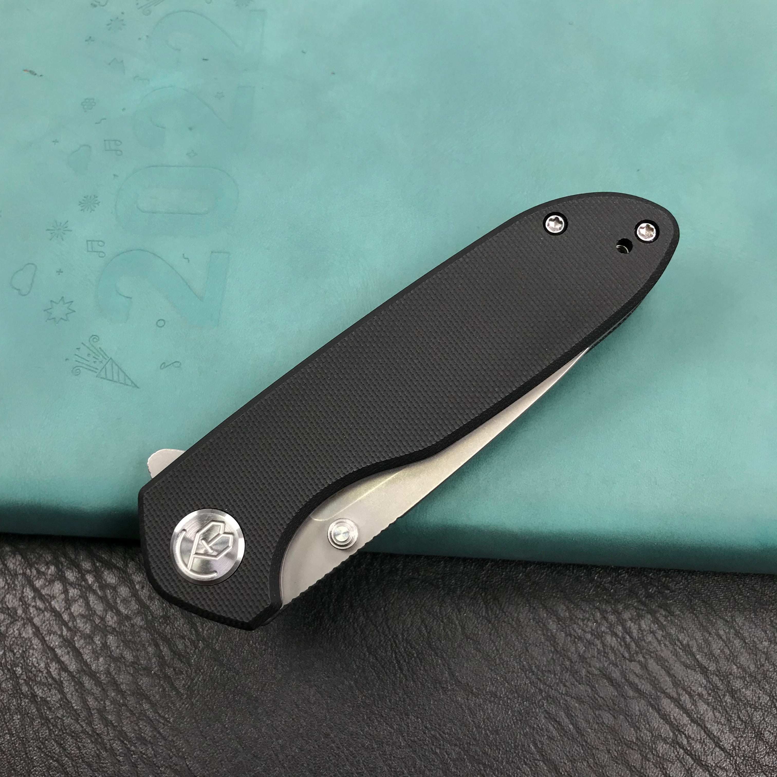 KUBEY KU342A   Liner Lock Flipper Outdoor Pocket Knife Black G10 Handle  Blasted Stonewashed AUS-10