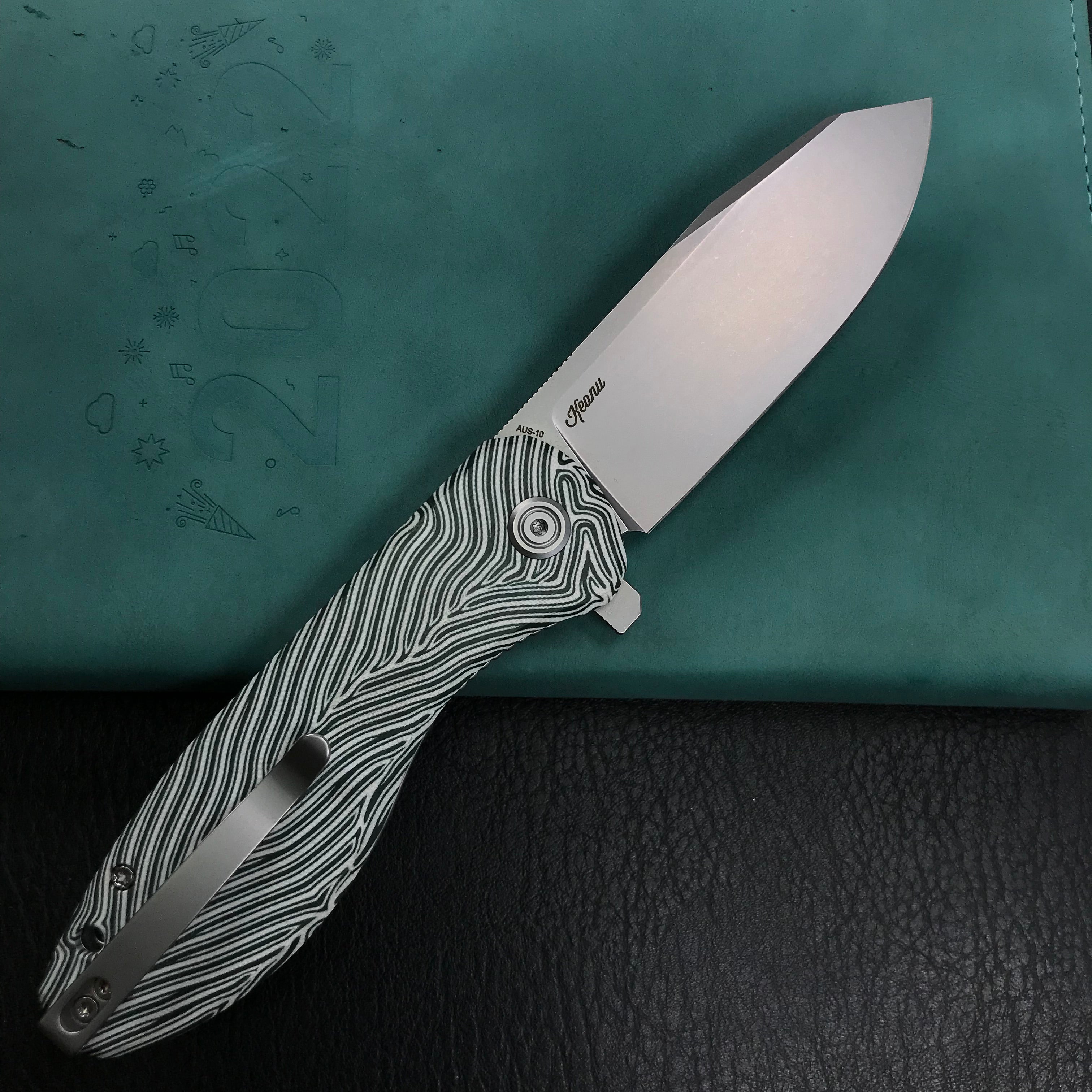 KUBEY KU358B Master Chief Outdor Folding Pocket Knife Black&White G10 Handle 3.43" Blasted Stonewashed AUS-10