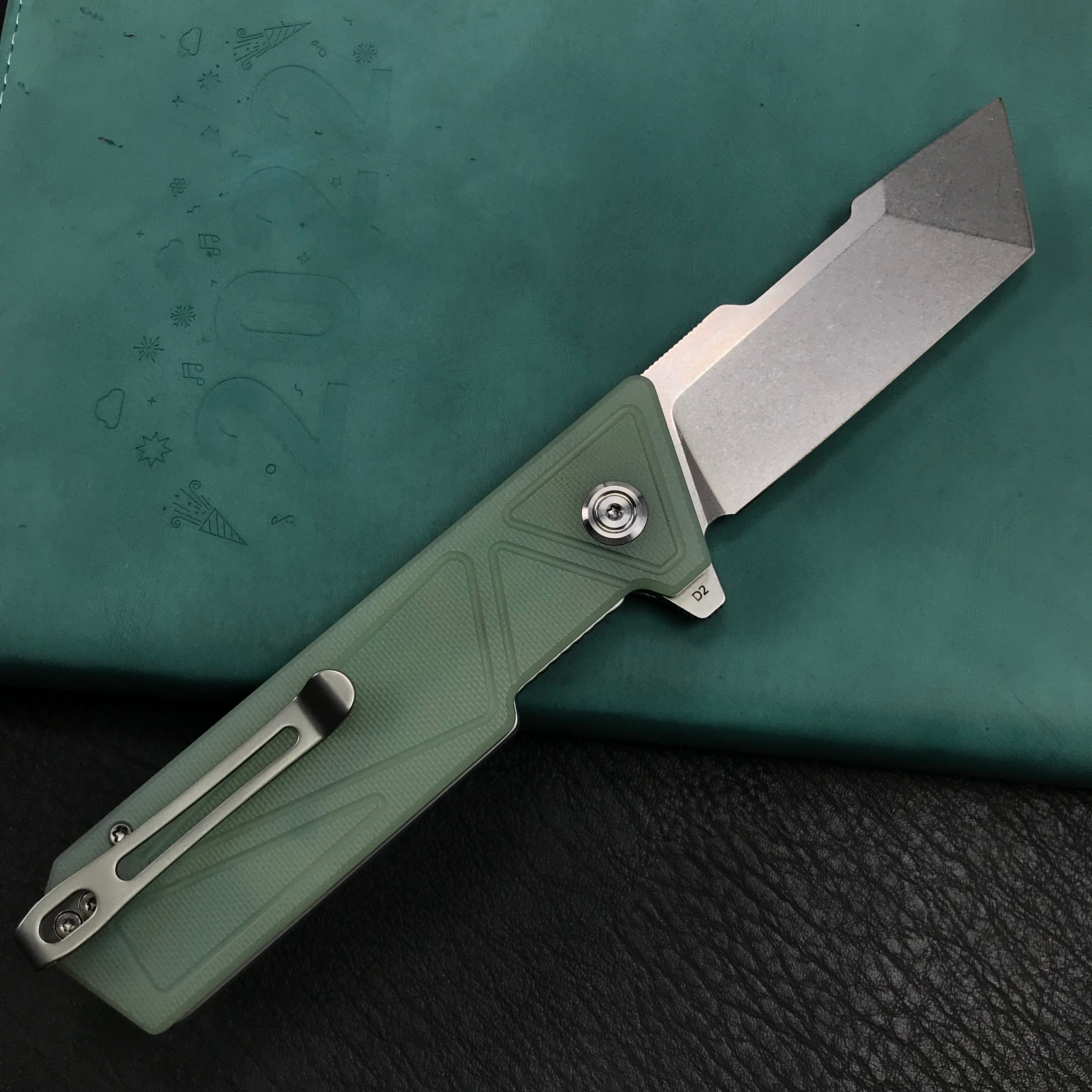 KUBEY KU104E Avenger Outdoor Edc Folding Pocket Knife Jade G10 Handle 3.07" Blasted Stonewashed D2