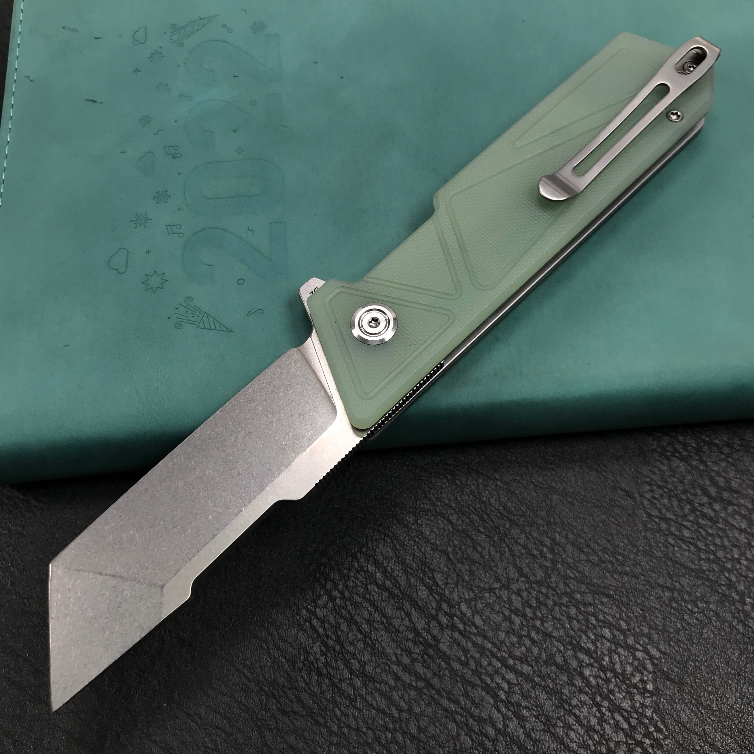 KUBEY KU104E Avenger Outdoor Edc Folding Pocket Knife Jade G10 Handle 3.07" Blasted Stonewashed D2