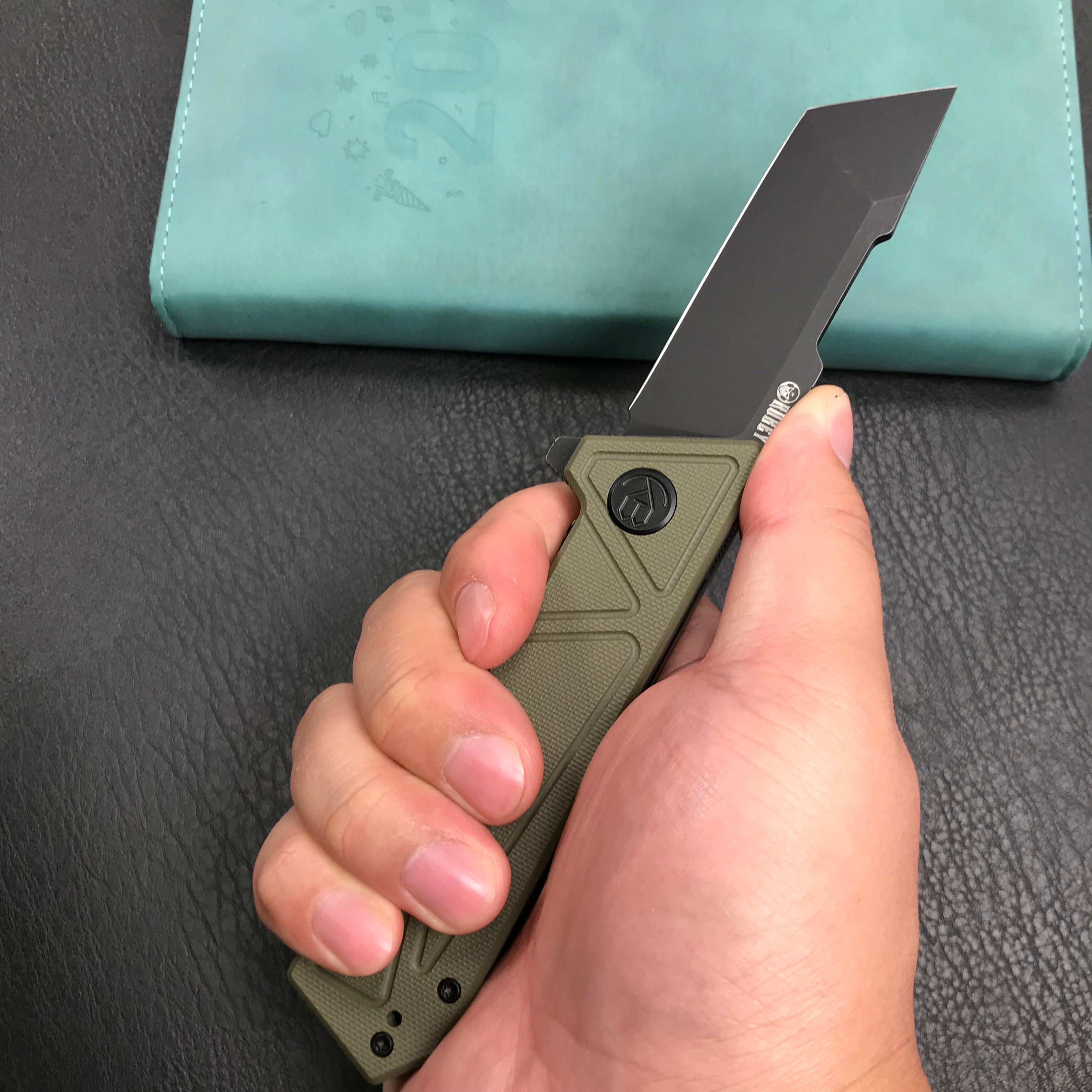 KUBEY KU104F Avenger Outdoor Edc Folding Pocket Knife Green G10 Handle 3.07" Black Stonewashe  D2