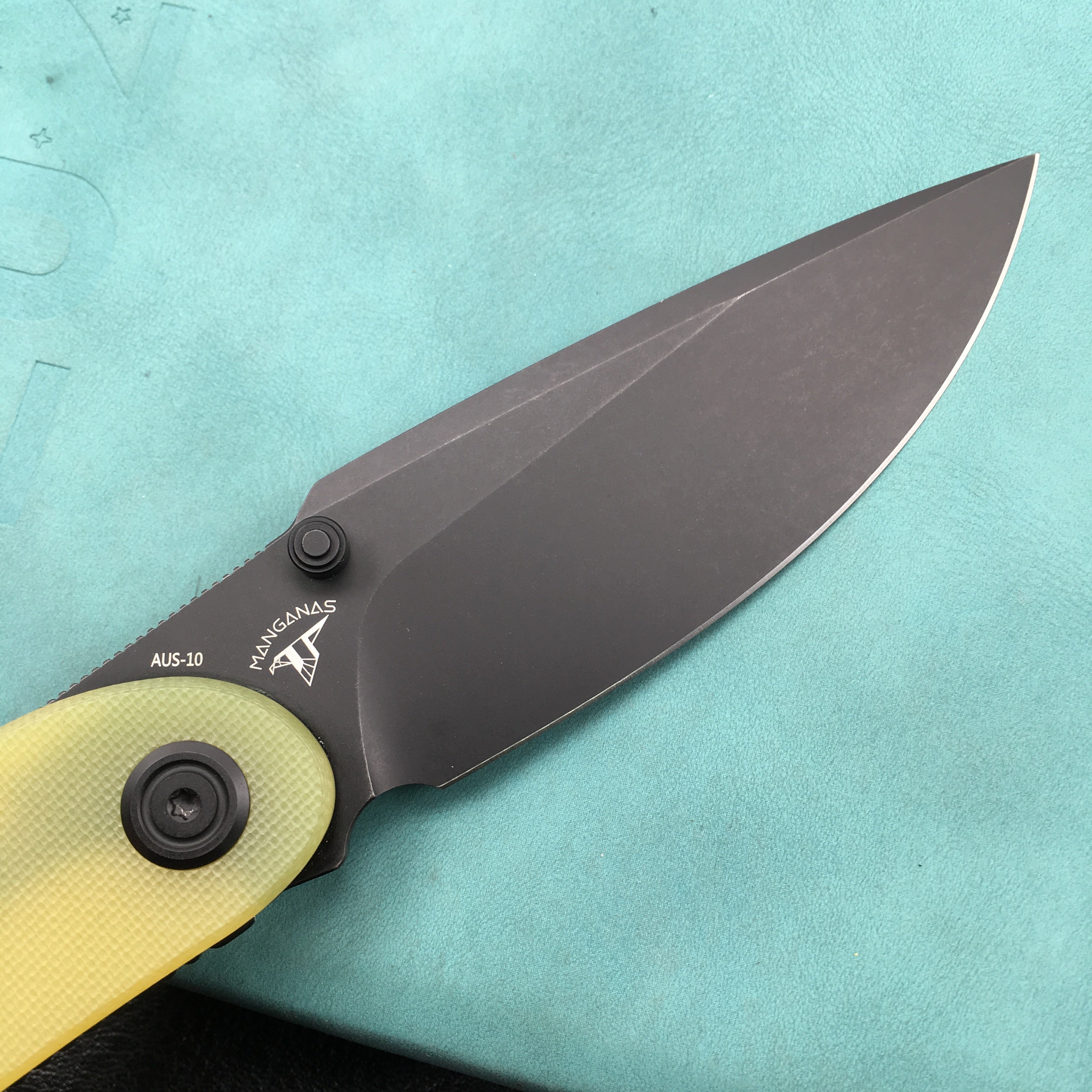 KUBEY KU344F Momentum Sherif Manganas Design Liner Lock Front Flipper / Dual Studs Open Folding Knife Translucent Yellow G10 Handle 3.43" Dark Stonewashed AUS-10