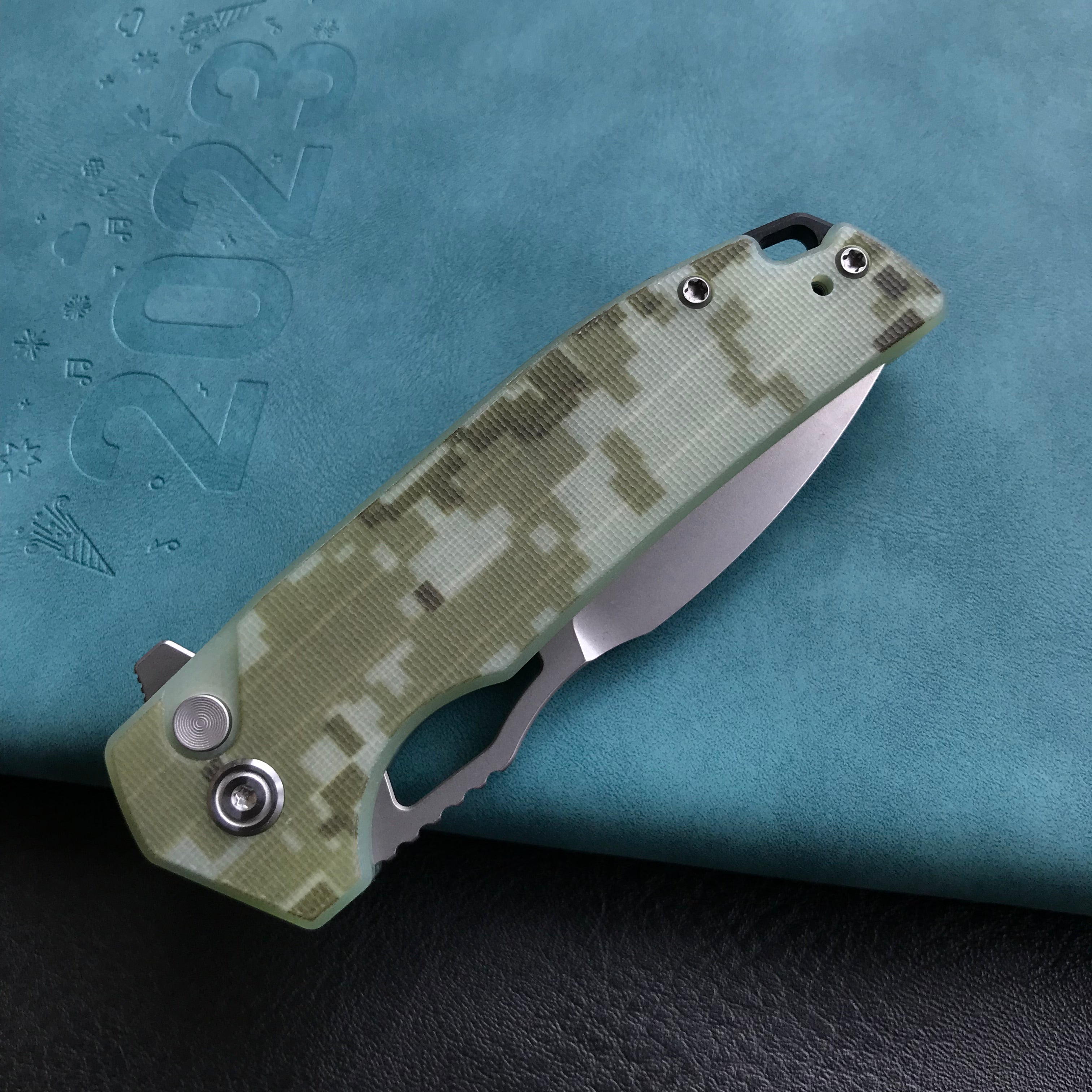 KUBEY KU316C RDF Pocket Knife with Button Lock, Full-Contoured Camo G-10 Handle 3.11" Bead Blasted AUS-10 Blade, Lightweight Hydra Designed Folding Knife for EDC