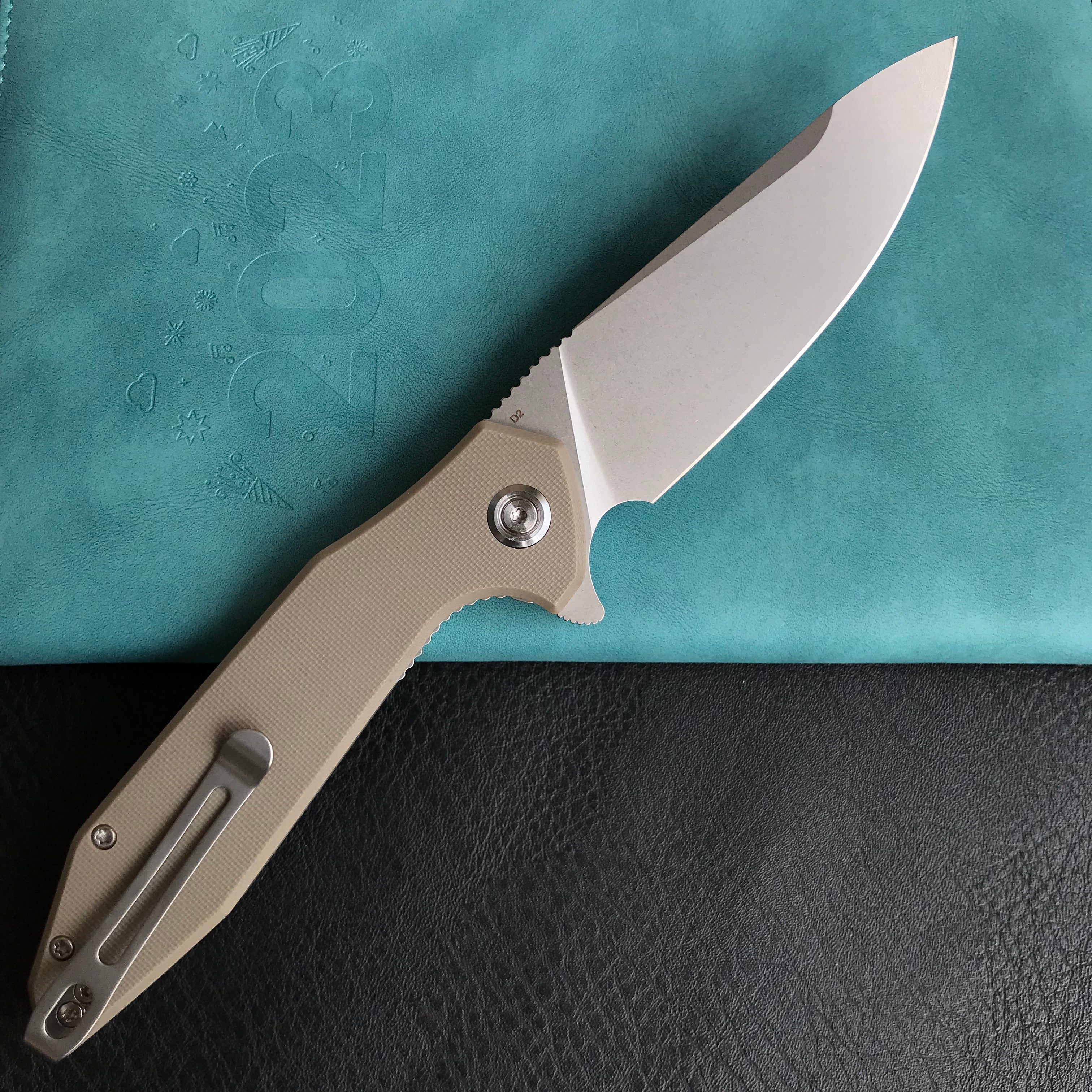 KUBEY KU117I Nova Liner Lock Flipper Folding Pocket Knife Tan G10 Handle Blasted Stonewashed  D2