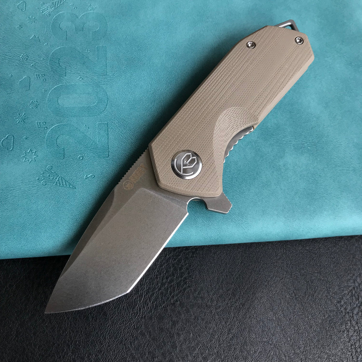 KUBEY KU203G Chubby Liner Lock EDC Flipper Knife Tan G10 Handle (2.36" Sandblast D2)