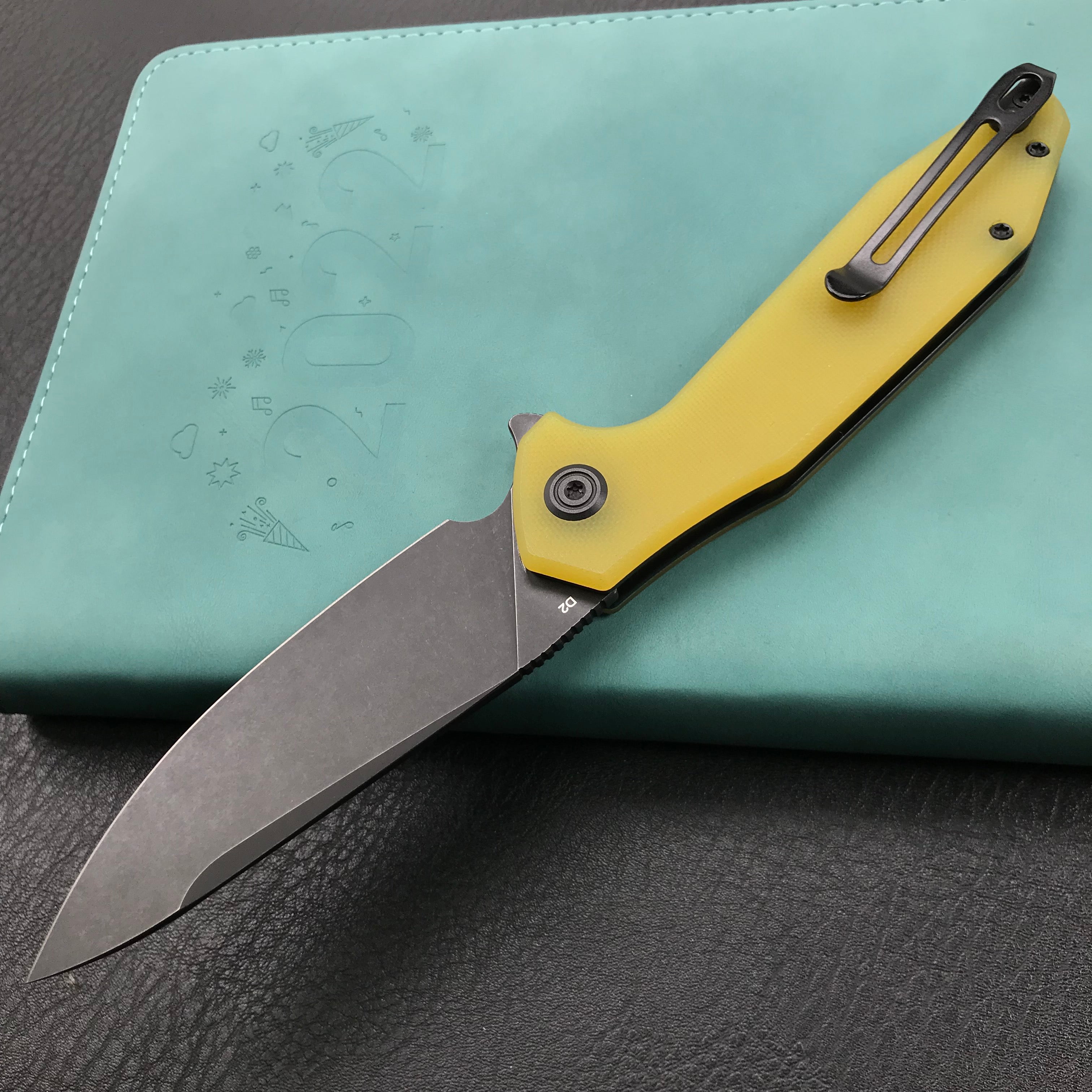 KUBEY KU117C Nova Liner Lock Flipper Folding Pocket Knife Yellow G10 Handle 3.62" Dark Stonewahsed D2