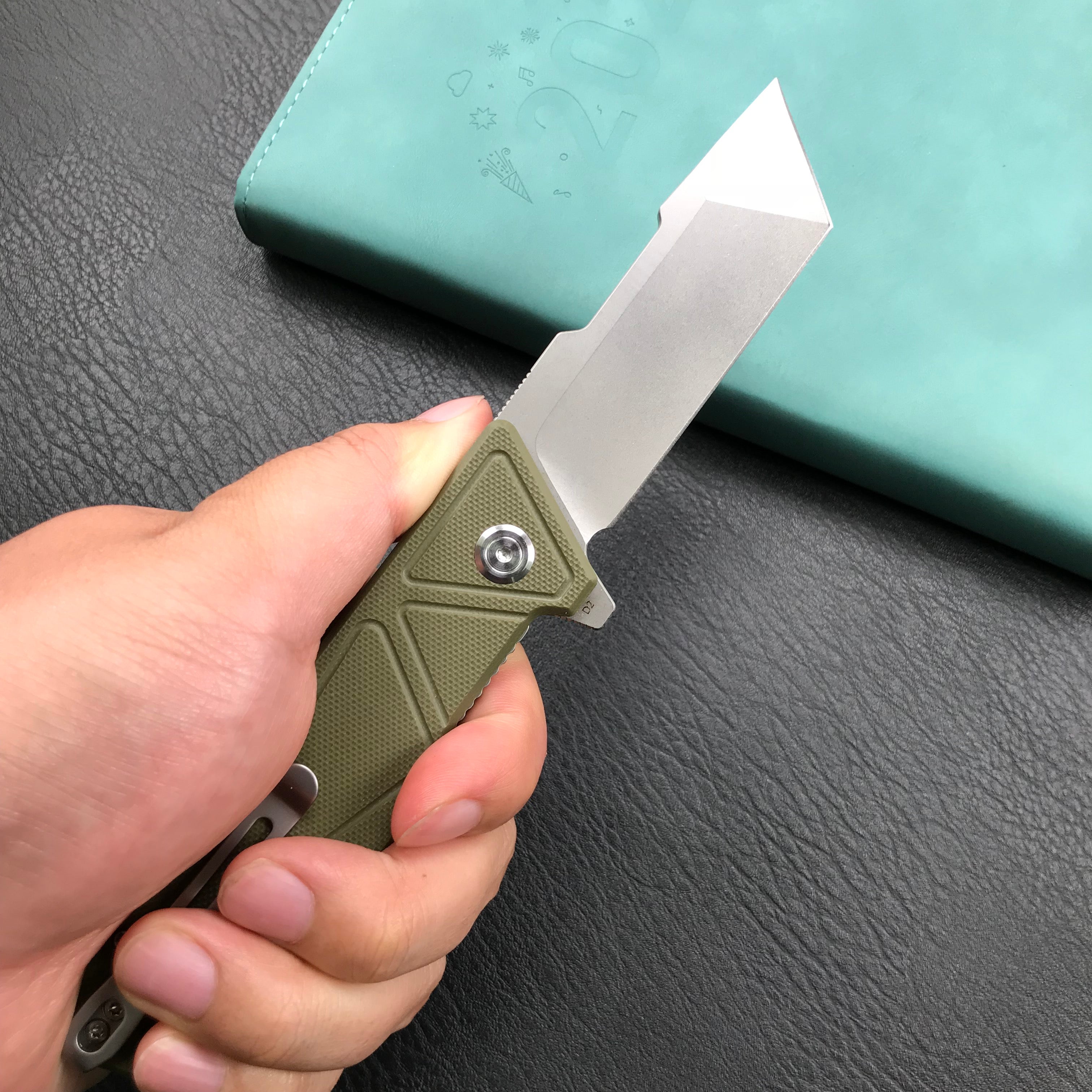 KUBEY KU104B Avenger Outdoor Edc Folding Pocket Knife Green G10 Handle 3.07" Blasted Stonewashed D2